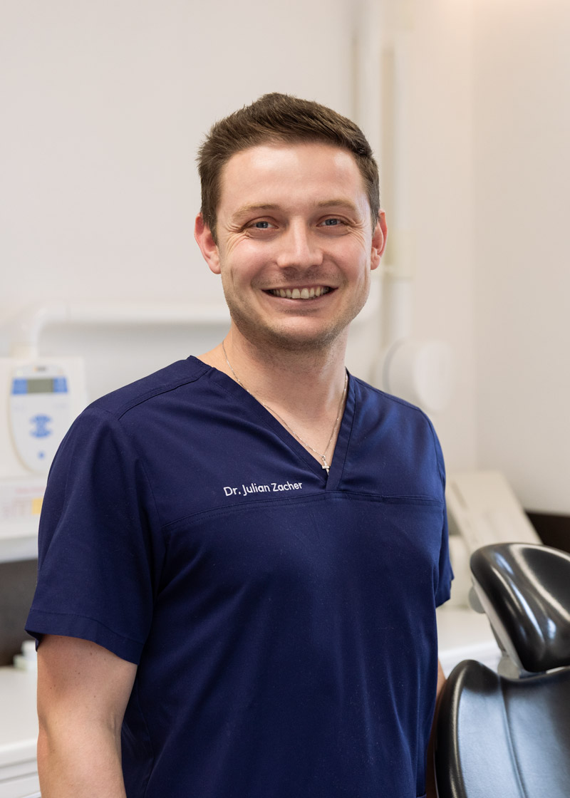 Dr. Julian Zacher Zahnmedizin Winzer, Zahnarztpraxis, Implantologie